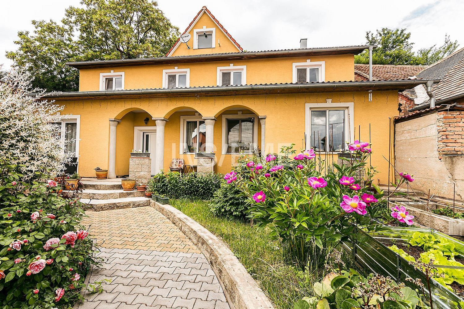 Rodinné domy, Znojemská, Jaroslavice, okres Znojmo, 180 m² - 1