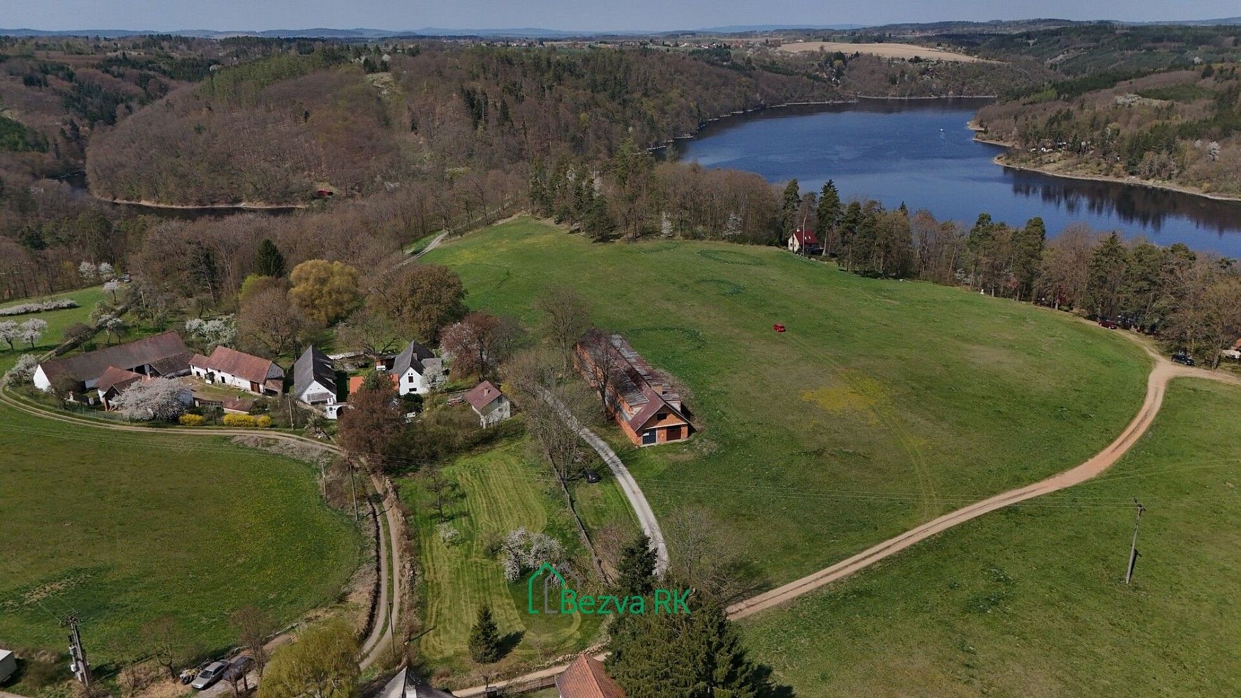 Obchodní prostory, Varvažov - Zbonín, okres Písek, Jihočeský kraj, 1 358 m² - 2