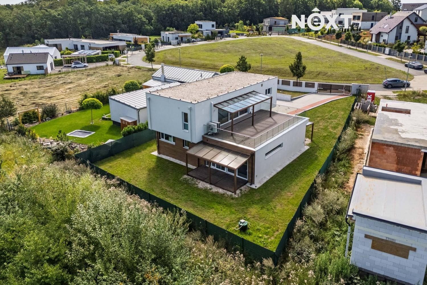 Prodej vila - U Rybníčka, Vysoký Újezd, 320 m²