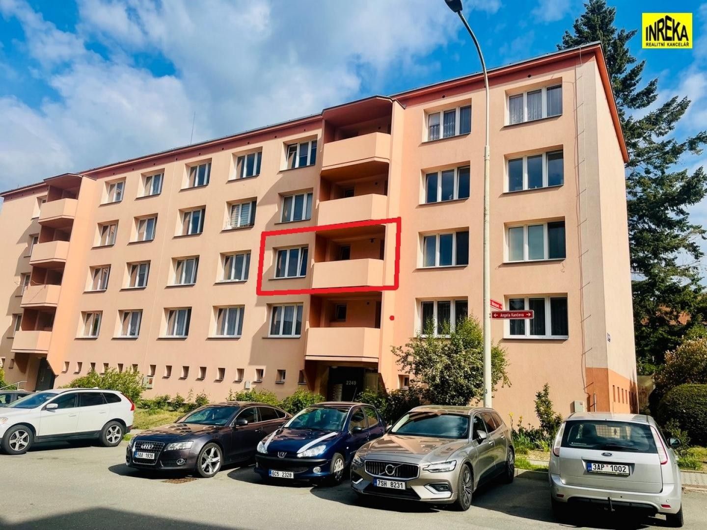 1+1, Angela Kančeva, Tábor, 40 m² - 2