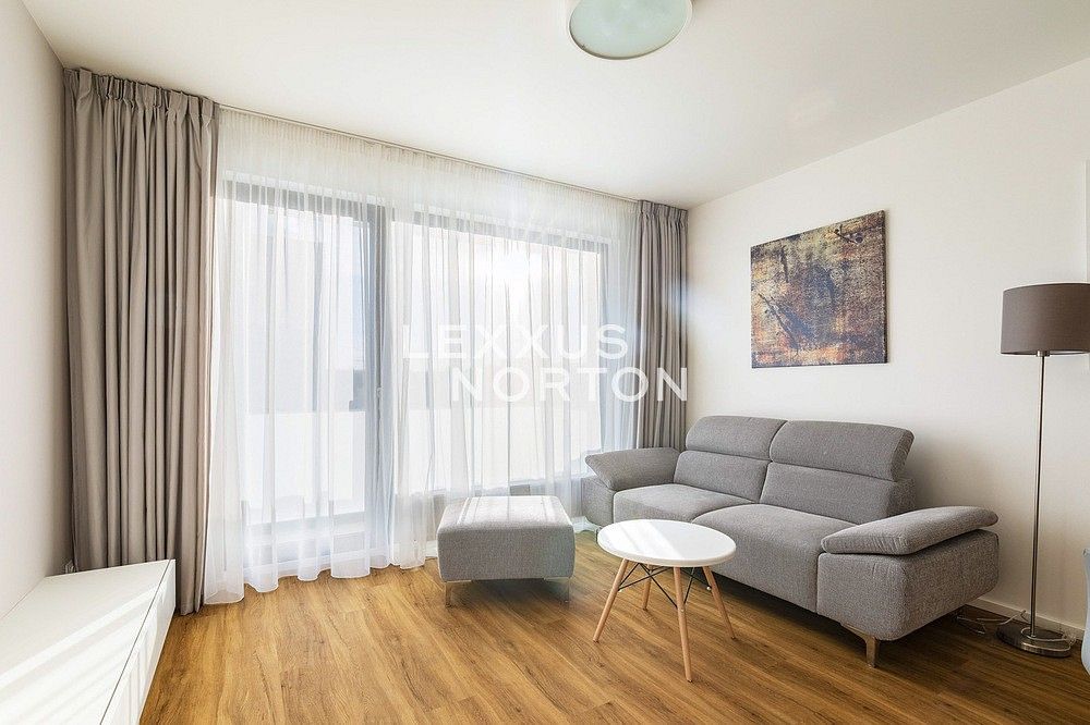 Byt 2+kk · 60 m² · Praha - Karlín, okres Praha 8, Hlavní město Praha - 4