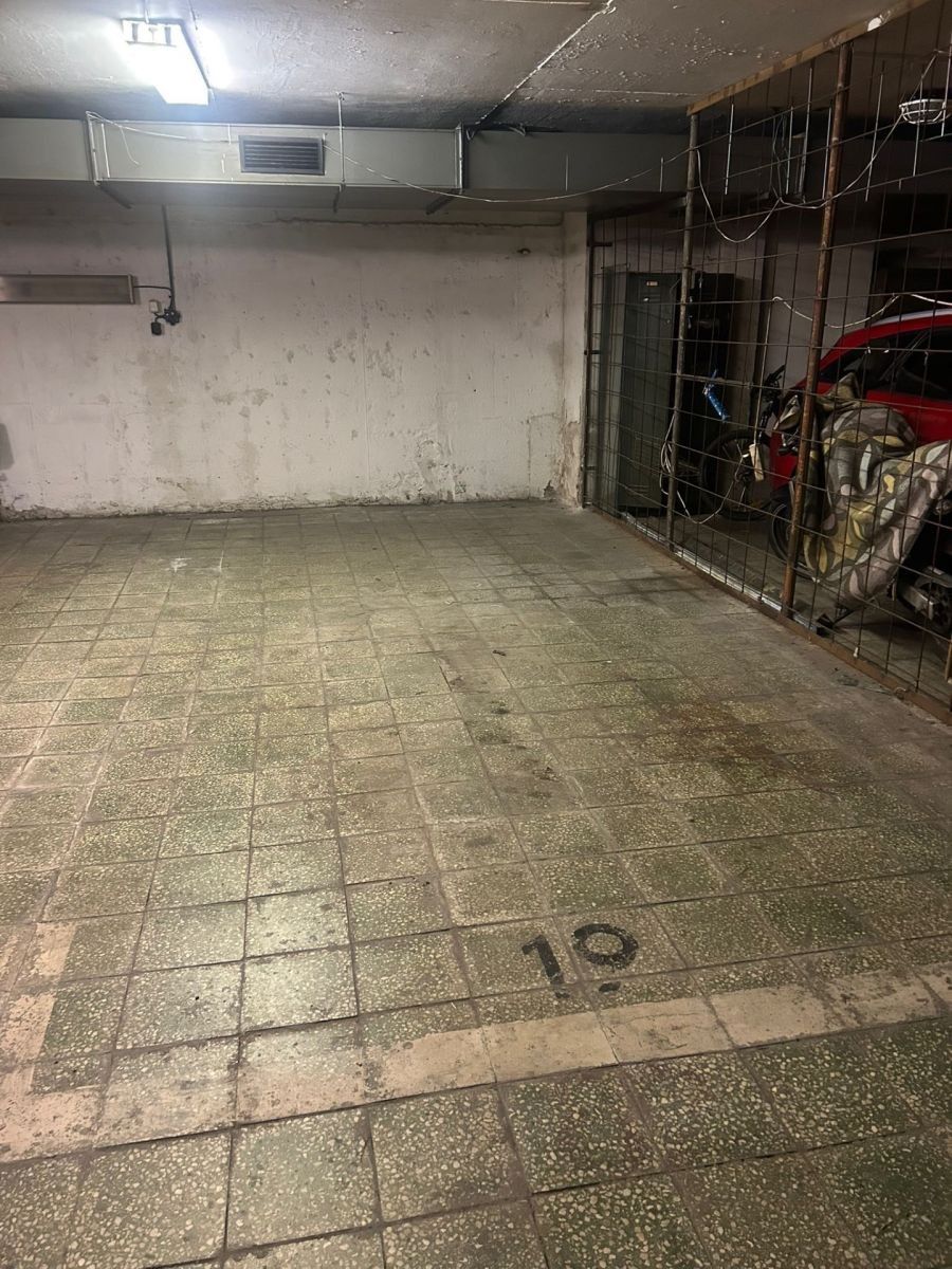 Garáže, Gutova, Praha - Strašnice, 26 m² - 2