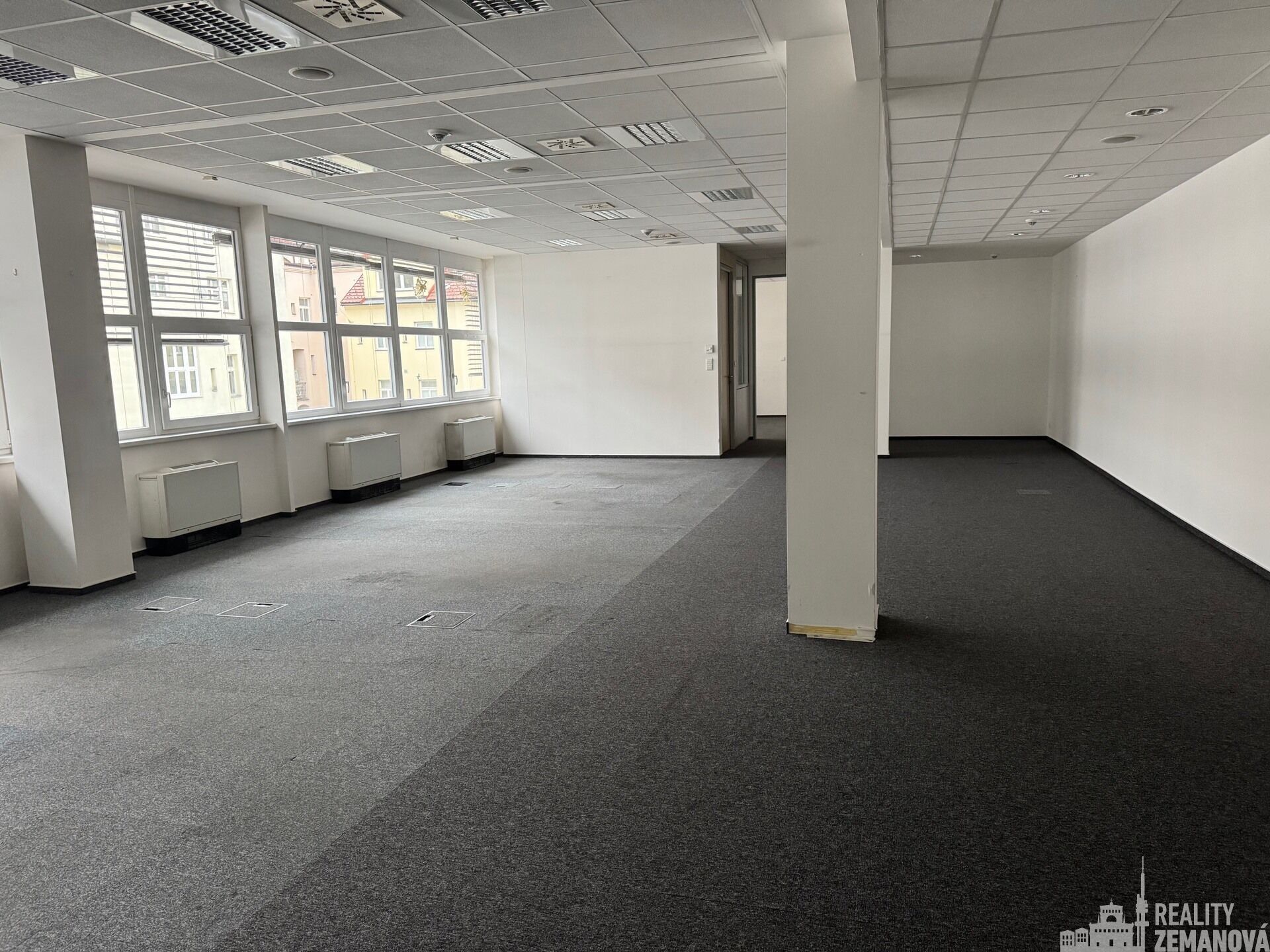 Pronájem kancelář - Karla Engliše, Praha, 168 m²