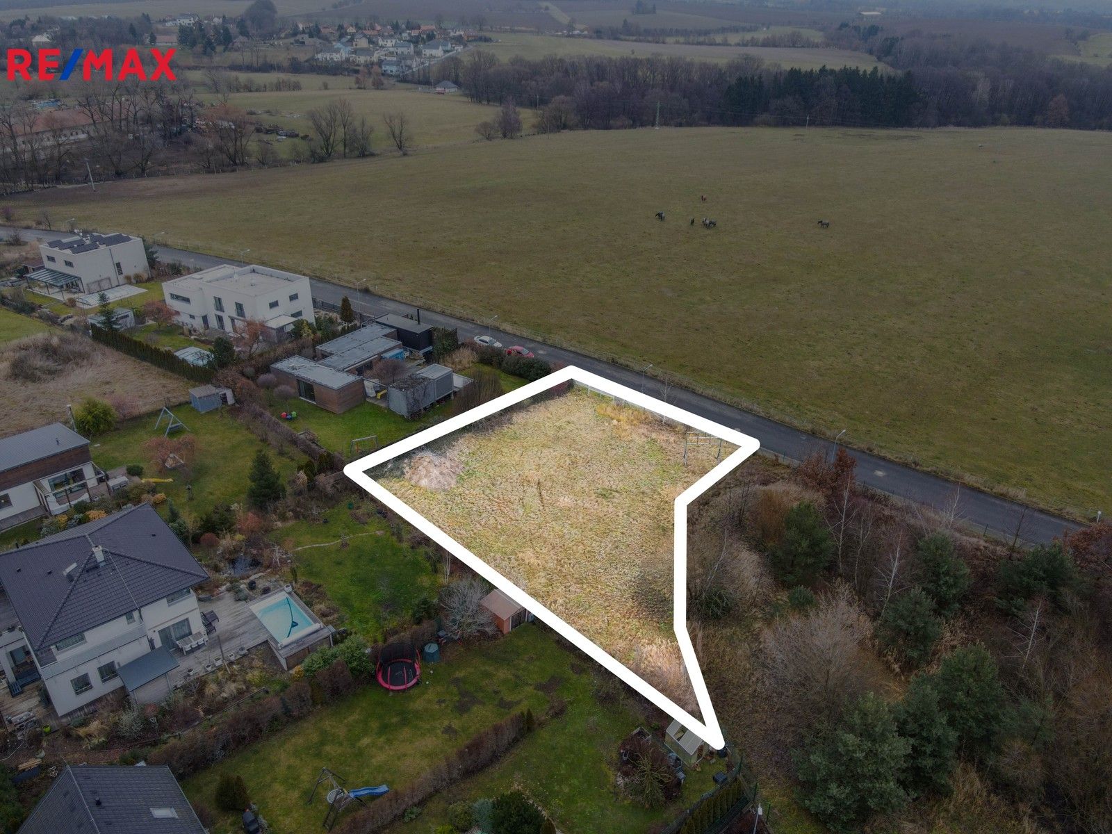 Prodej pozemek pro bydlení - Sulice, 1 m²