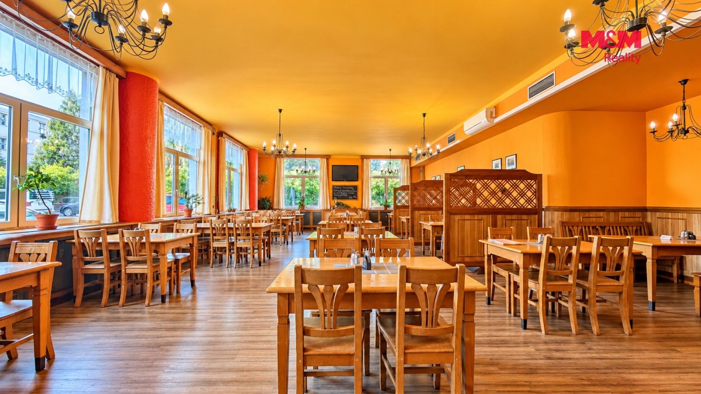 Restaurace, Pacovská, Praha, 324 m² - 2