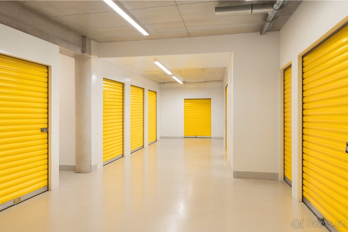 Sklady, Praha, 130 00