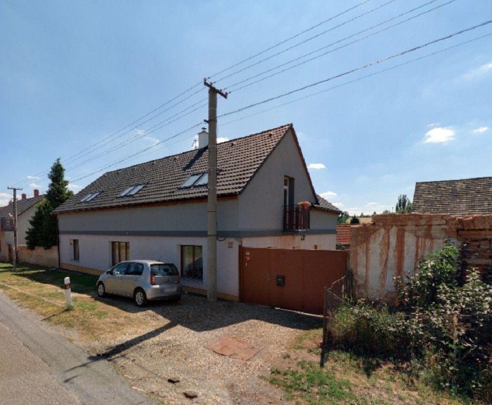 Prodej rodinný dům - Řisuty, 273 78