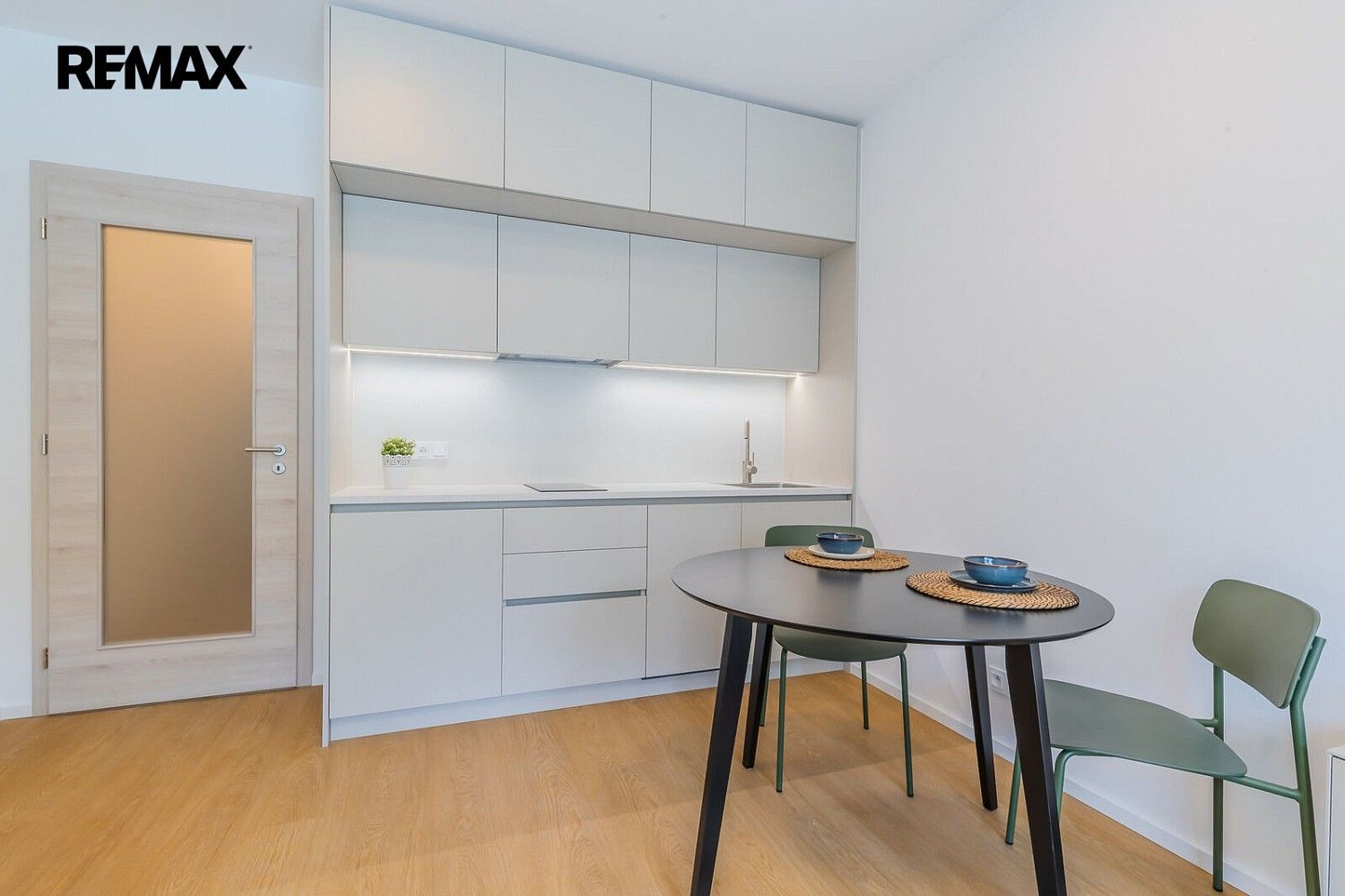 Byt 1+kk · 30 m² · Drahobejlova, Praha 9 - Libeň - 4