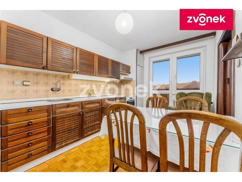 Prodej byt 3+1 - U Rybníka, Lukov, 77 m²