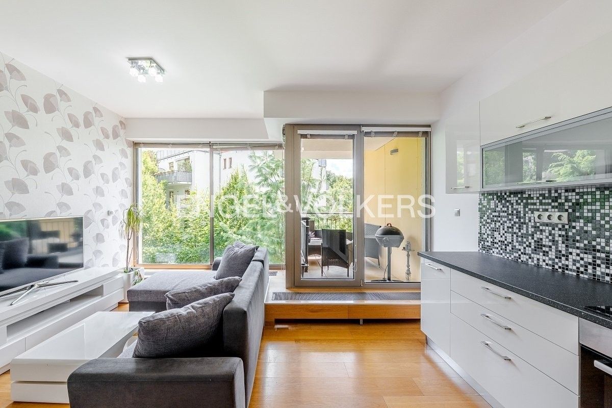 Byt 2+kk · 50 m² · U Okrouhlíku 3328, Praha Smíchov - 3