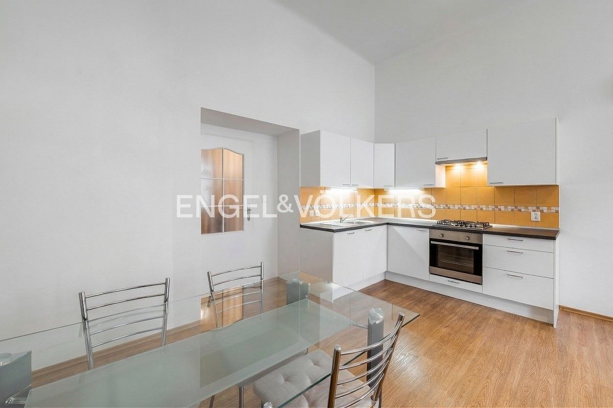 3+1, Jenštejnská 1776, Praha Nové Město, 106 m² - 2