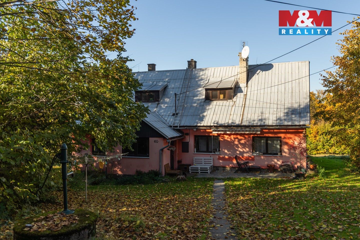 Prodej rodinný dům - Malenovice, 196 m²