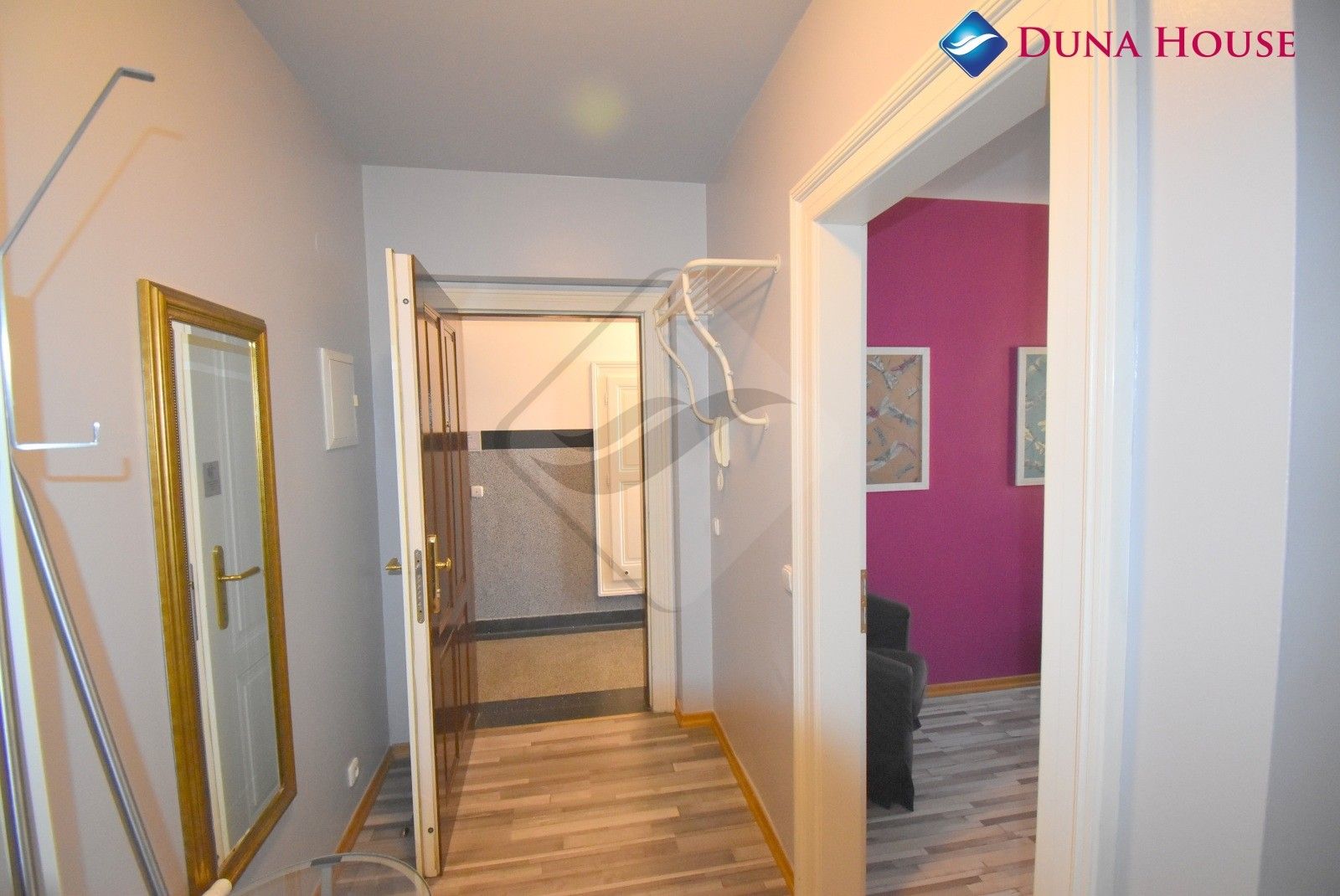 Byt 3+kk · 75 m² · Truhlářská, Praha - 4