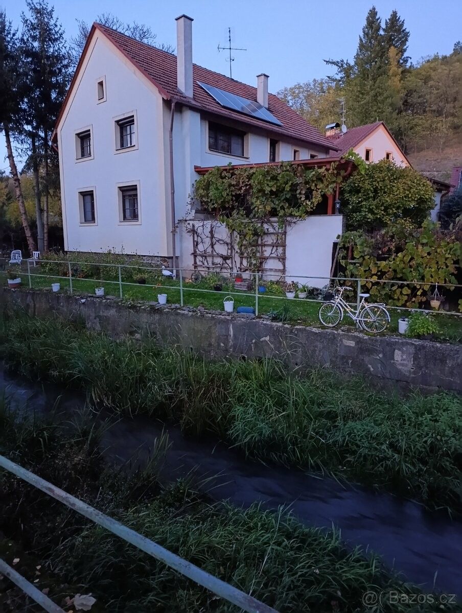 Rodinné domy, Rakovník, 269 01 - 2