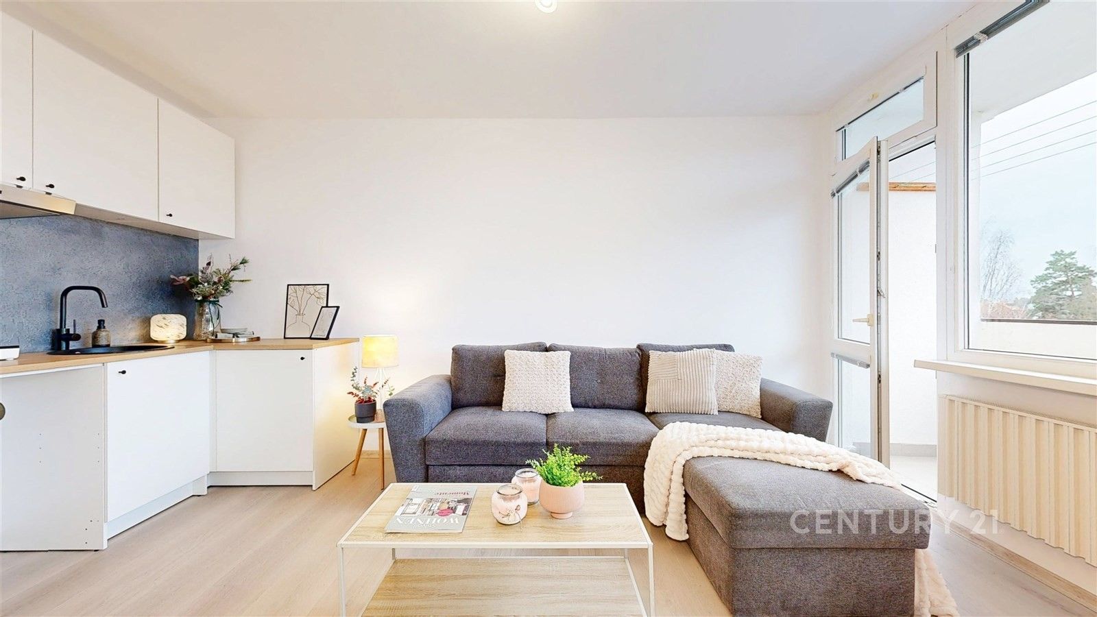 Pronájem byt 1+kk - Březová alej, Liberec, 22 m²