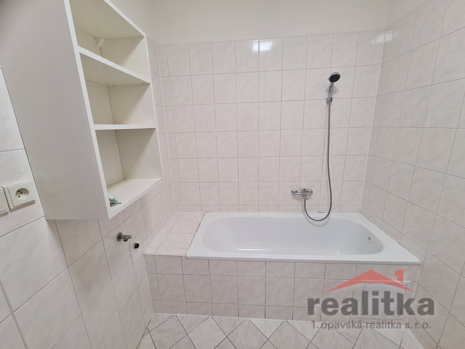 Prodej byt 2+kk - Pekařská, Opava, 43 m²