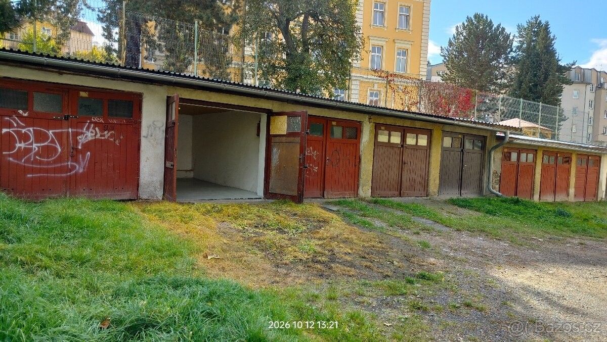 Garáže, Karlovy Vary, 360 01 - 2