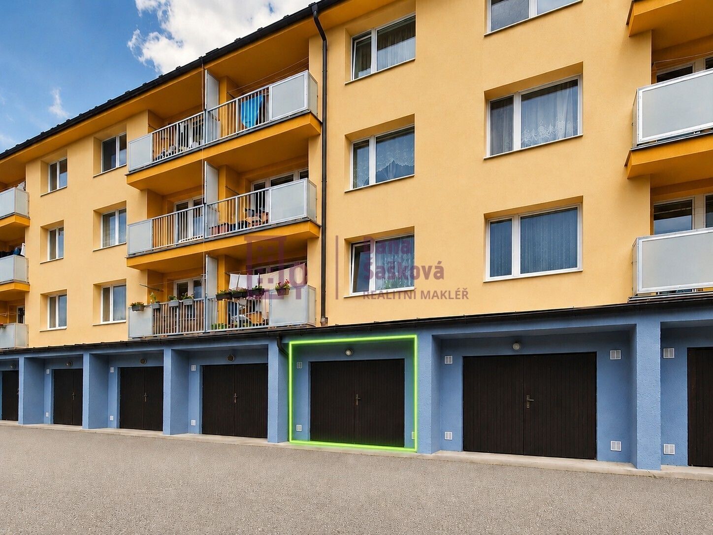 Pronájem garáž - Jakubská 212, Jindřichův Hradec IV, 18 m² - 5