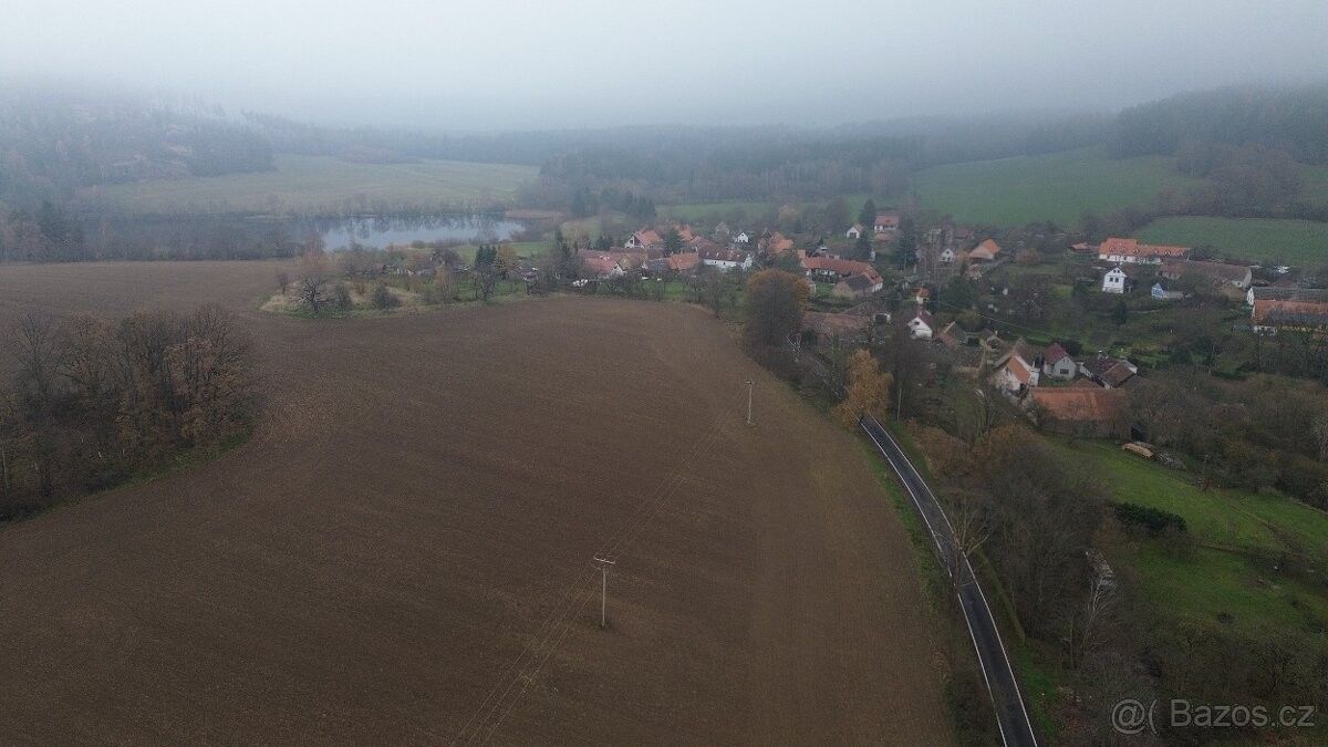 Prodej pozemek pro bydlení - Benešov, 256 01