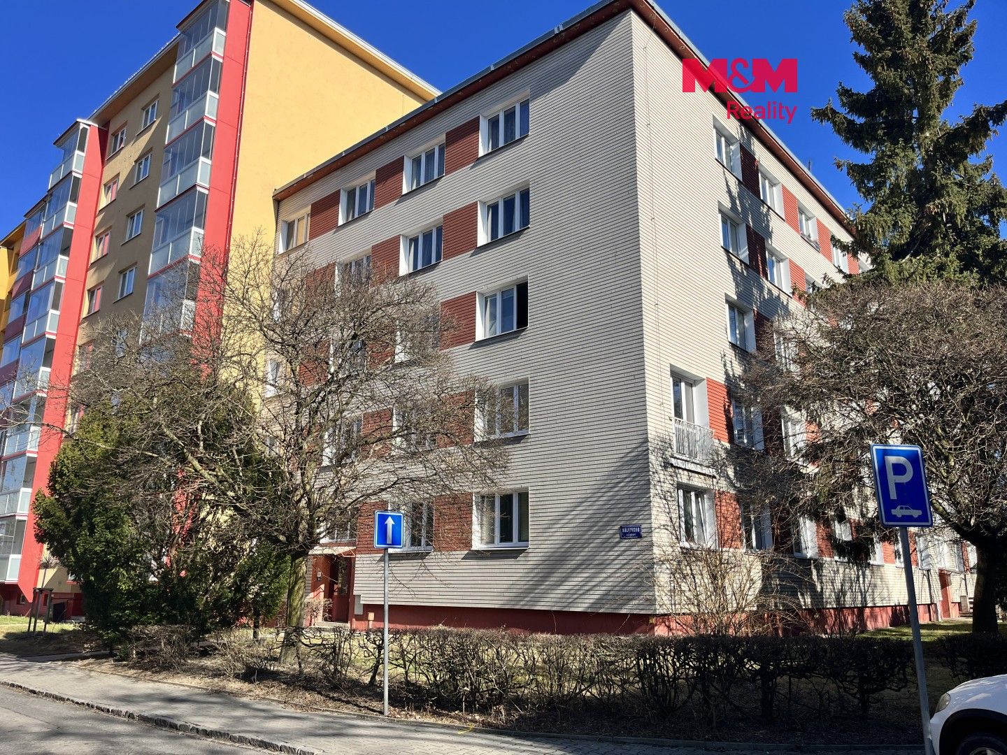 Obchodní prostory, Nálepkovo náměstí, Ostrava, 156 m² - 1