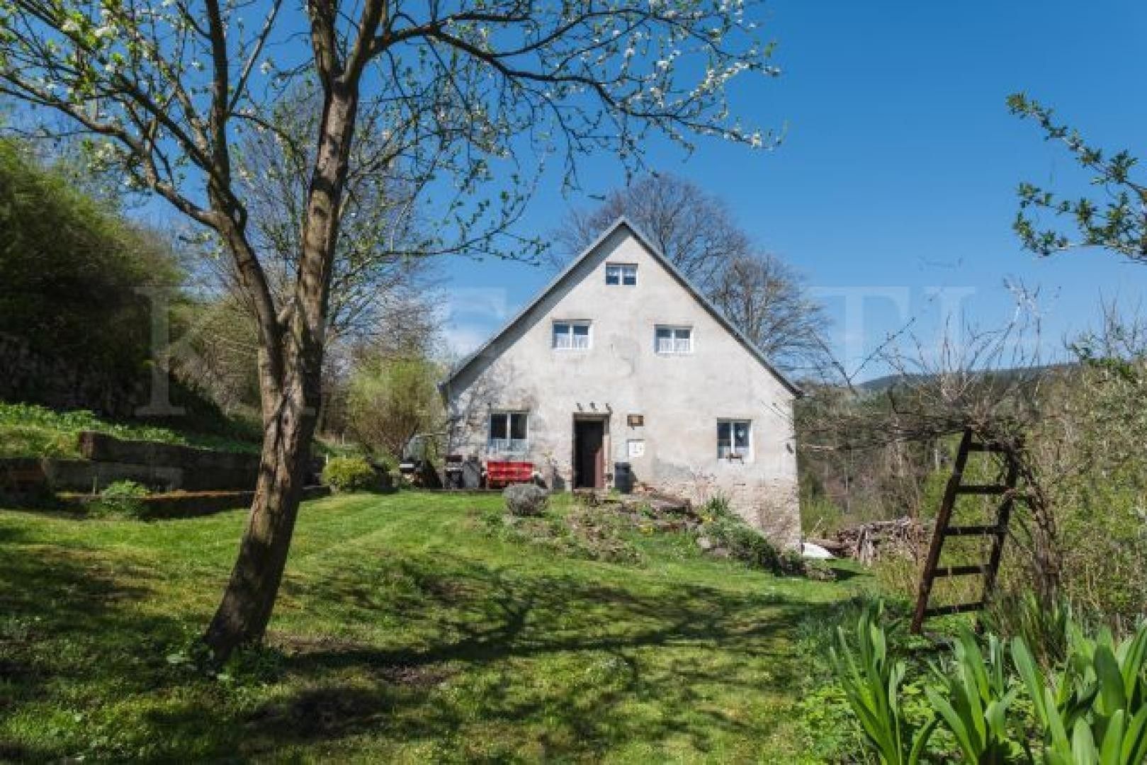 Prodej rodinný dům - Okounov, 150 m²