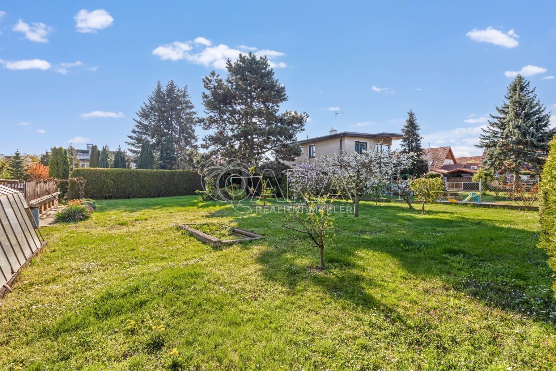Činžovní dům · 360 m² · Čechurova  , Praha Horní Počernice - 4