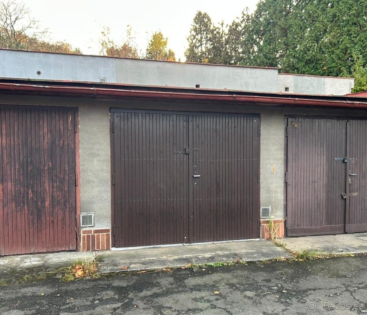 Garáže, Karlovy Vary, 360 01