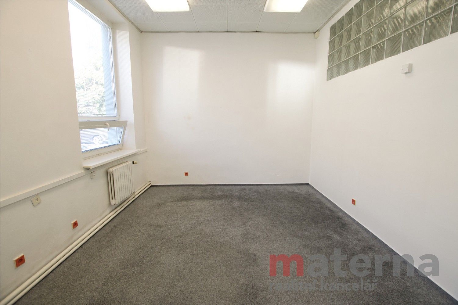 Kancelář · 18 m² · Praha, okres Praha 9, Hlavní město Praha - 4