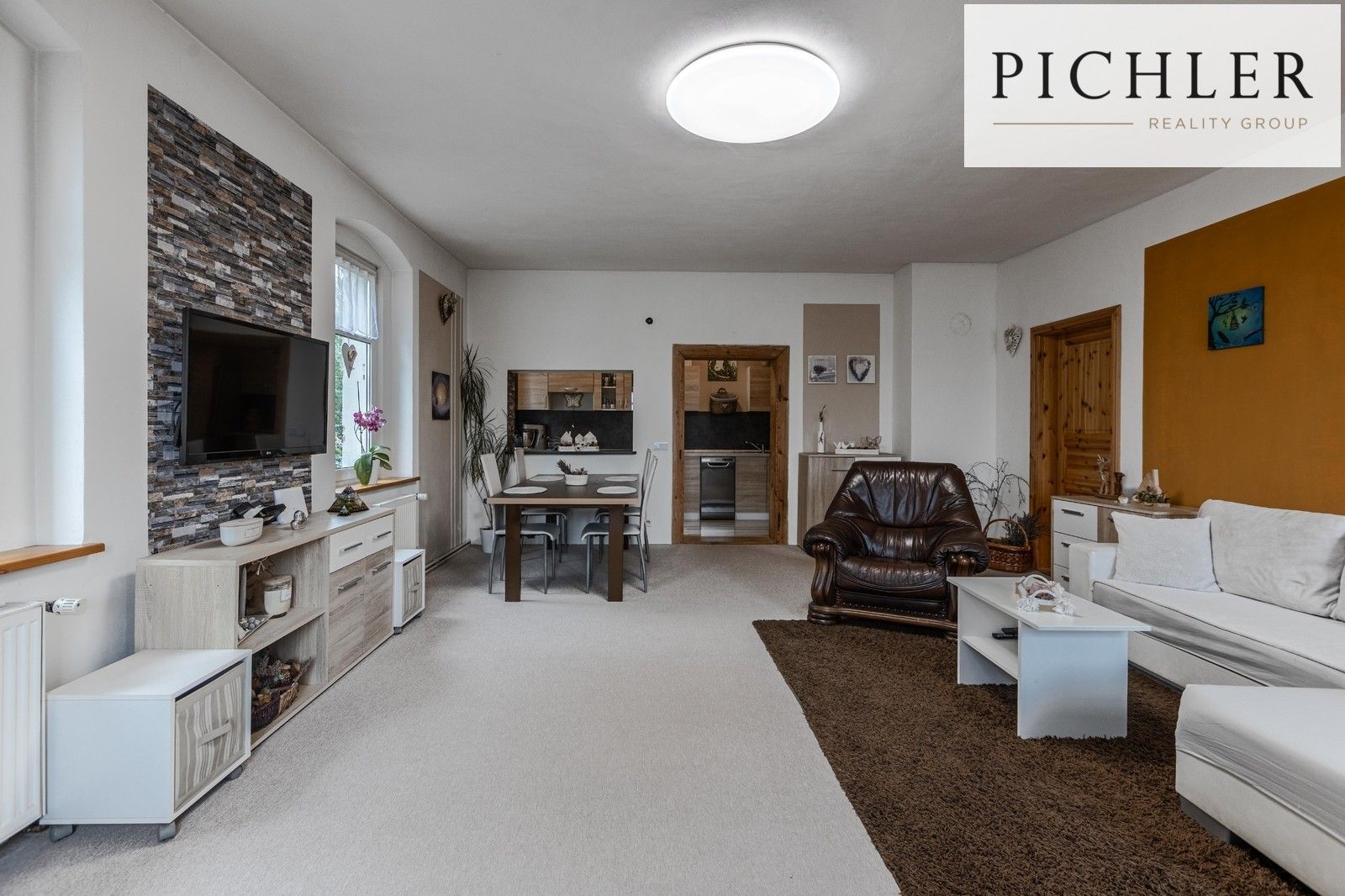 Prodej rodinný dům - Otročín, 280 m²