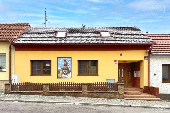 Prodej dům - Poštovní, Znojmo, Přímětice, 192 m²