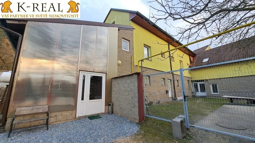 Pronájem byt 1+kk - Březka, Velká Bíteš, 27 m² - 5