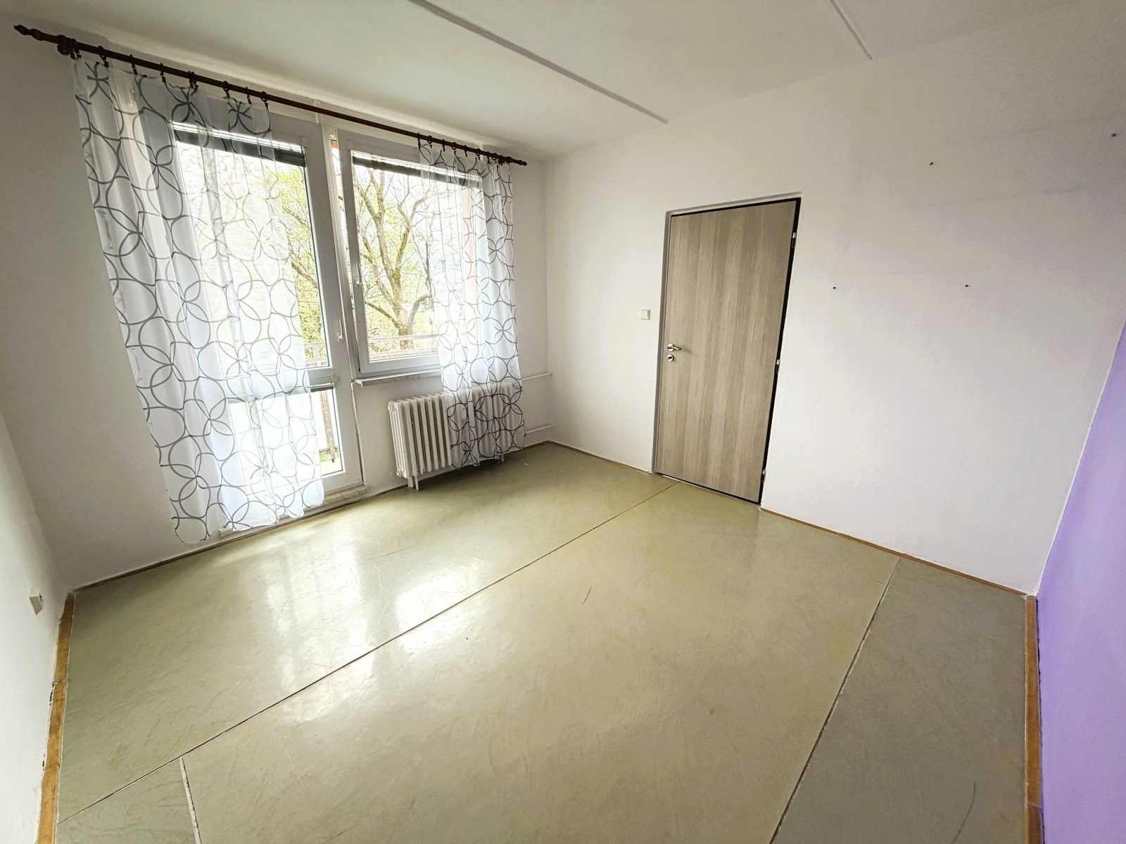 3+1, Gen. Kratochvíla, Červený Kostelec, 74 m² - 1
