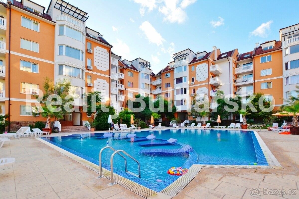 Byty, 987 66, Zahraničí