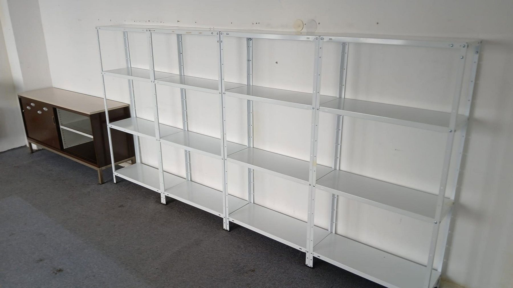 Pronájem obchodní prostory - Am Steinberg 16 Oberhausen Osterfeld Nordrhein-Westfalen 46117, 25 m² - 5