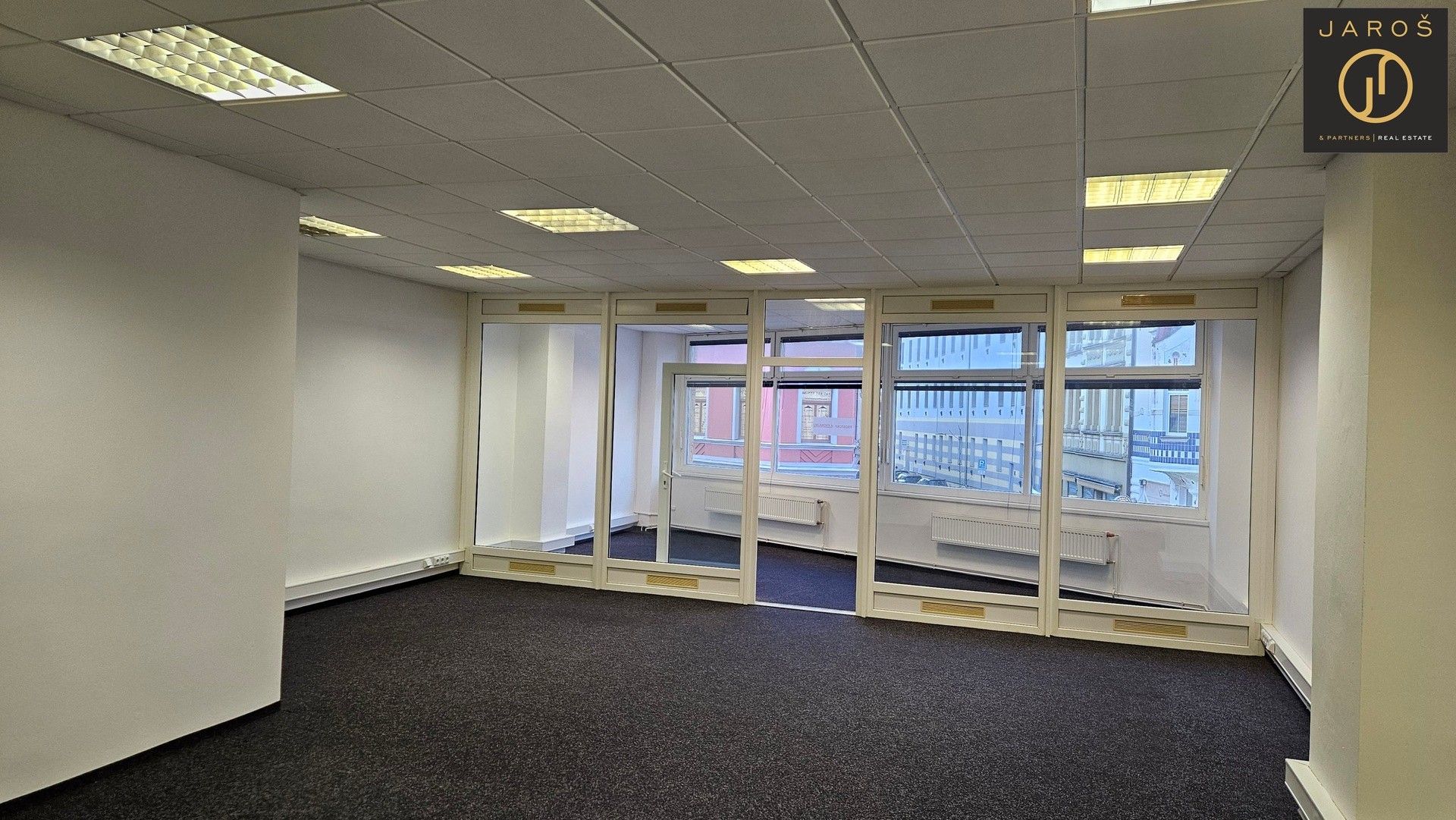 Pronájem obchodní prostory - T. G. Masaryka, Kladno, 110 m²