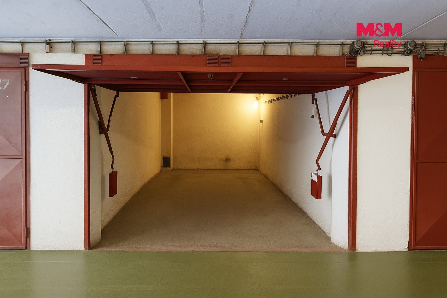 Garáž · 16 m² · Bellevue, Kladno - 4