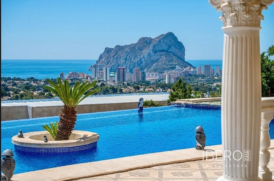 Prodej rodinný dům - Calpe, ES, 380 m² - 2