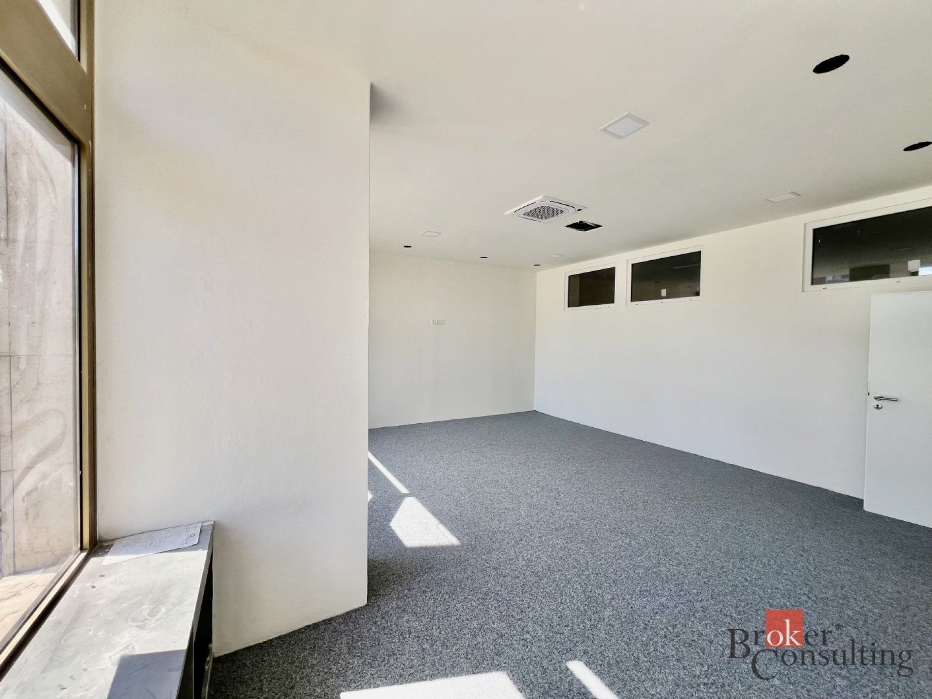 Pronájem kancelář - náměstí Republiky, Opava, 141 m² - 5