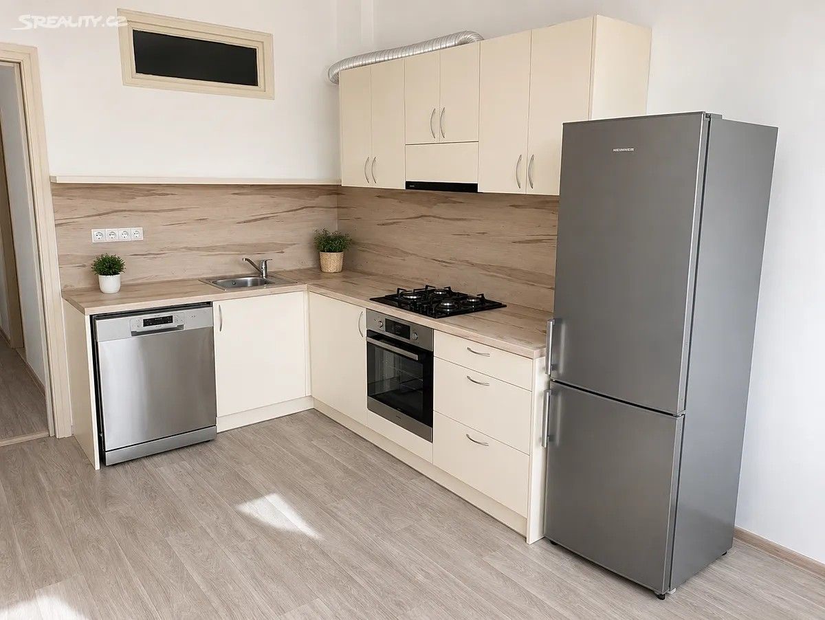 Byt 2+1 · 85 m² · Dělnická, Praha - Holešovice - 3