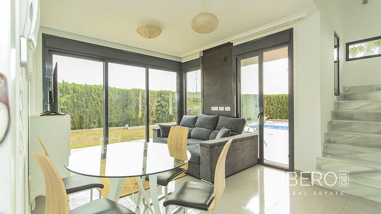 Prodej rodinný dům - Lomas de Cabo Roig, ES, 200 m² - 2