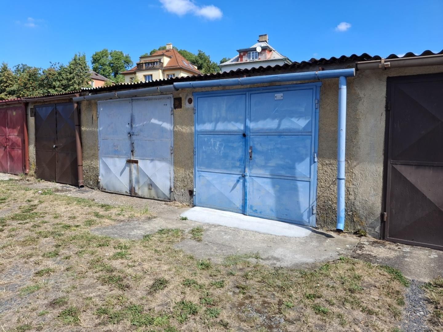 Garáže, U Hilarie, Cheb, 16 m² - 1