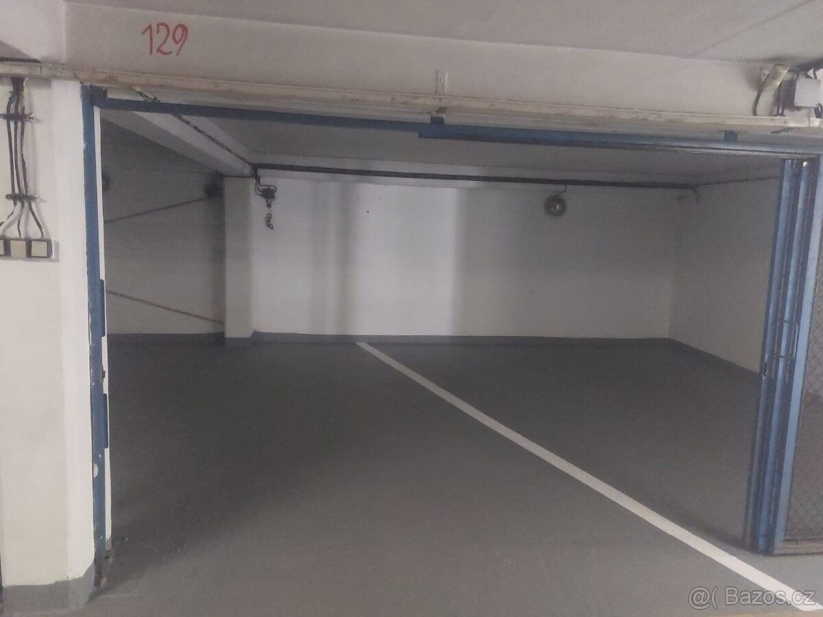 Pronájem garáž - Frýdek-Místek, 738 01