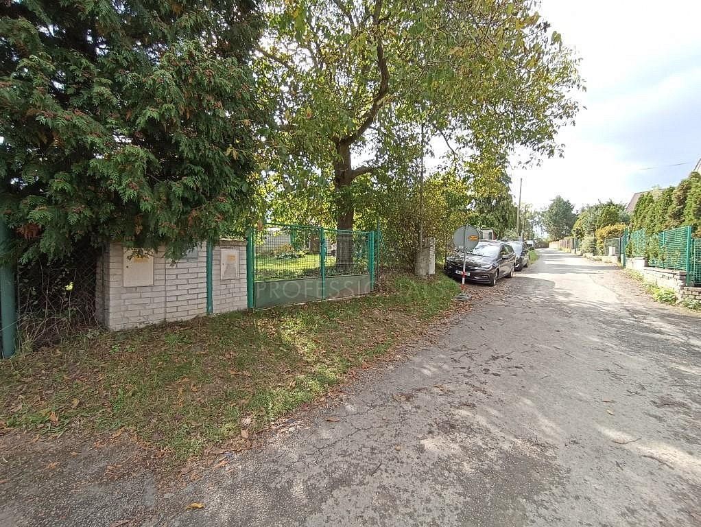 Komerční pozemek · Radějovice - Olešky, okres Praha-východ - 4