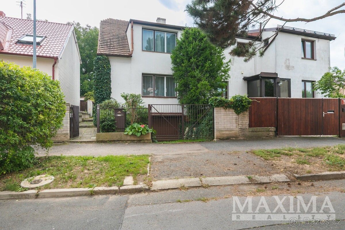 Prodej rodinný dům - Praha, 100 00