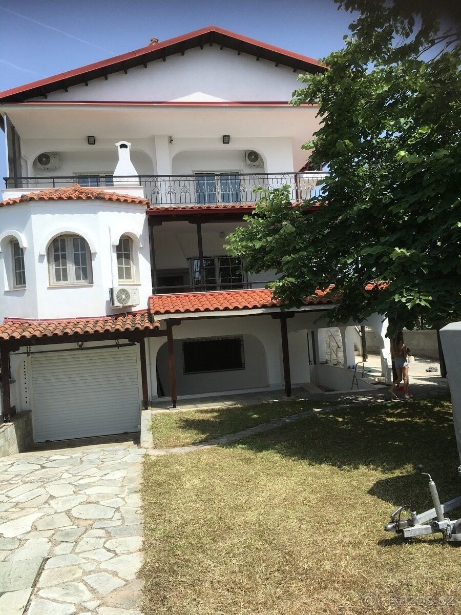 Rodinné domy, Běrunice, 289 08 - 2