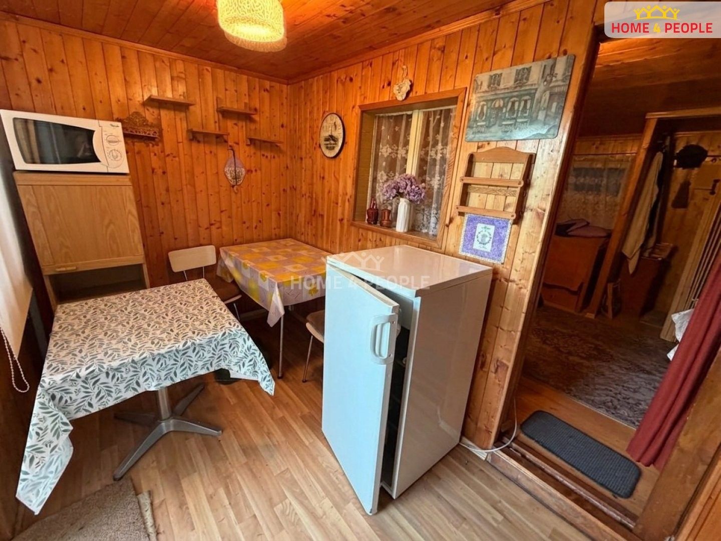 Chaty, Kazín, Praha, 21 m² - 2