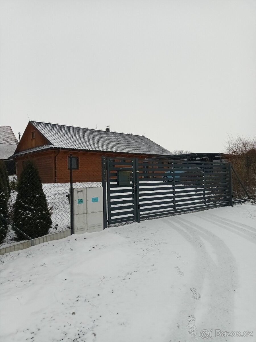 Rodinné domy, Velké Albrechtice, 742 91