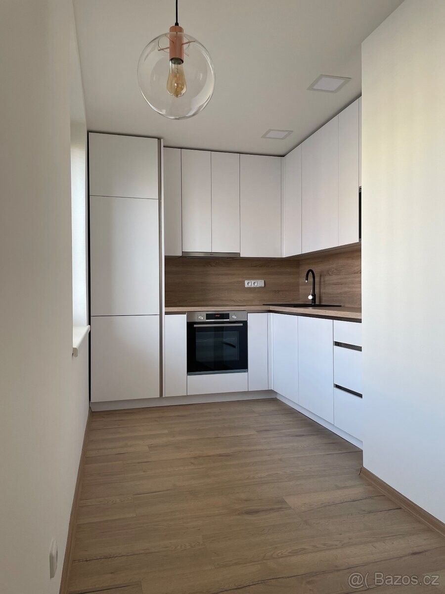 Byty, Fulnek, 742 45 - 1