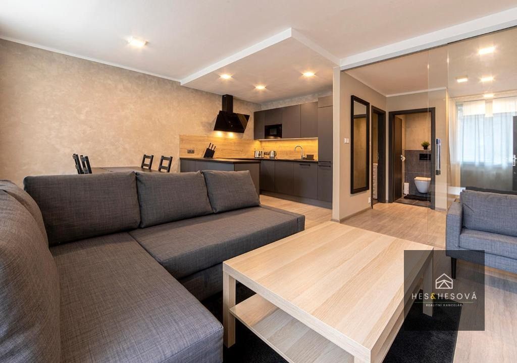 Byt 5+kk · 124 m² · Koněvova, Praha - 3