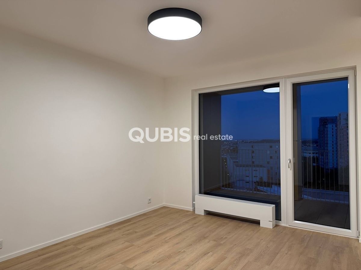 Pronájem byt 4+kk - Praha 3, 158 m² - 5